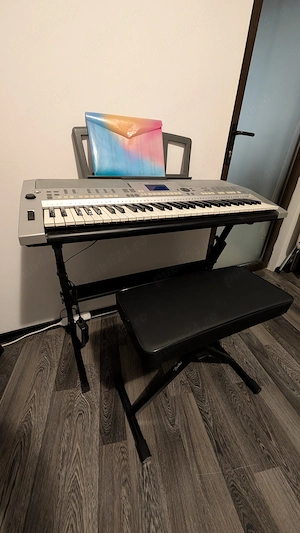 Orga Yamaha PSR S500