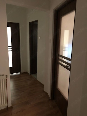 Închiriez ap 2 cam 