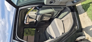 Se vinde Renault Scenic 2  1.5 dci 6 trepte euro4 - imagine 9