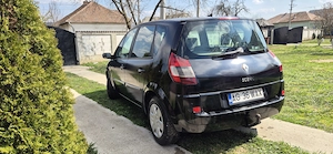 Se vinde Renault Scenic 2  1.5 dci 6 trepte euro4 - imagine 4