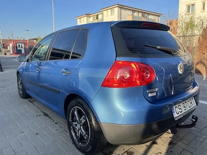 Volkswagen Golf 5 1.6 FSI  - imagine 4