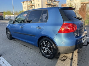 Volkswagen Golf 5 1.6 FSI  - imagine 5