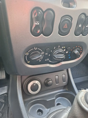 Duster 4x4 2012 - imagine 4