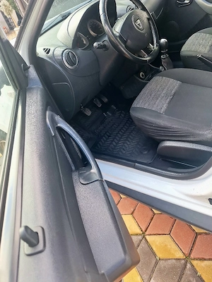 Duster 4x4 2012 - imagine 8