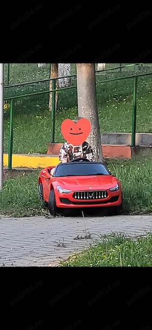 Vand masinuta electeica maserati.