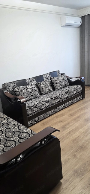 Inchiriez apartament 3 camere decomandat - imagine 2