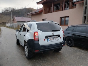 Dacia Duster 1.5 Diesel  - imagine 9