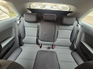 Audi A3 1.6 - imagine 2