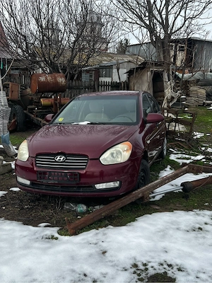 Dezmembrez vand Hyundai Accent 2007 diesel - imagine 4