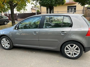 VW Golf 5 Tour 2008 1.4 Benzina - imagine 2