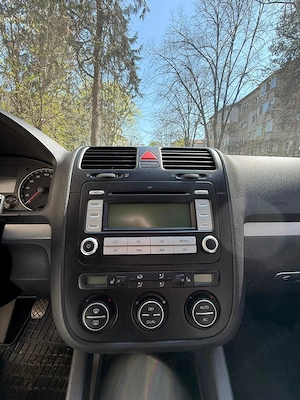 VW Golf 5 Tour 2008 1.4 Benzina - imagine 4