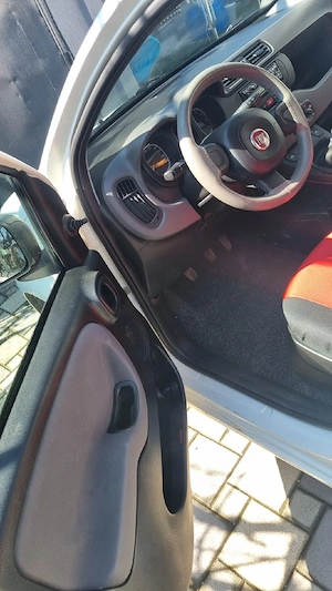 Fiat Panda  2013 cu 126.000 km rulati  - imagine 16