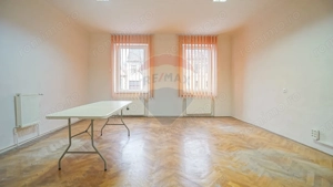 APARTAMENT DE VANZARE  2 CAMERE 65 MP | LA CASA CU PIVNITA SI CURTE | - imagine 6