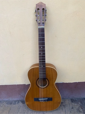 chitara clasica vintage unbranded
