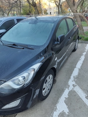 De vânzare Hyundai i30 an 2016 motor 1,6 crdi  - imagine 9