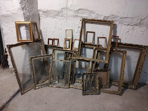Vand rame de tablouri