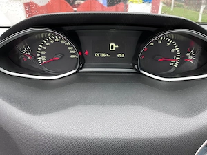 Peugeot 308 1.2 Puretech (57.361 km) - imagine 8