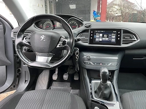 Peugeot 308 1.2 Puretech (57.361 km) - imagine 6