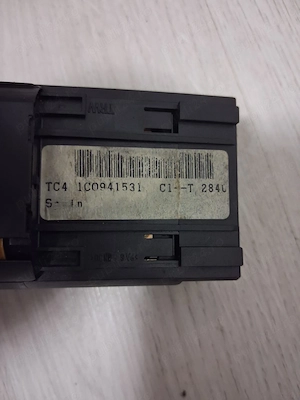 Bloc lumini VW Golf 4 original compatibil Skoda Audi - imagine 4