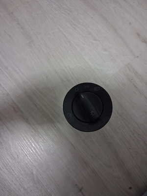 Bloc lumini VW Golf 4 original compatibil Skoda Audi