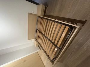 Vând mobilier dormitor