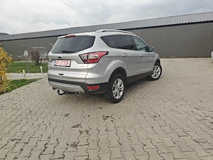 ford kuga 1.5  benzina4x4 2018 - imagine 4
