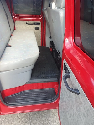 De vânzare VW T5 Doka 1.9TDI 2009 Aer condiționat Adus din Germania  - imagine 9