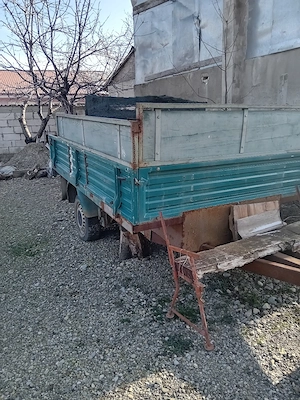 vand doua remorci nebasculabile si un plug pt arabil - imagine 4