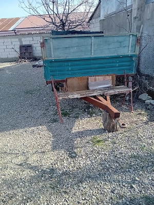 vand doua remorci nebasculabile si un plug pt arabil - imagine 2