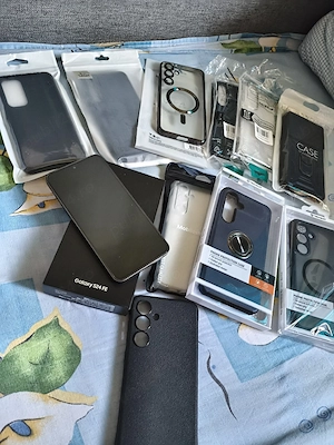 Vând Samsung Galaxy S24FE 256GB 8GB Ram impecabil , Garanție