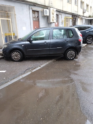 Vând Mazda 2 second-hand  - imagine 3
