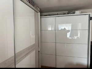 apartament de vanzare intre Torontalului si piața verde zona foarte buna  - imagine 2