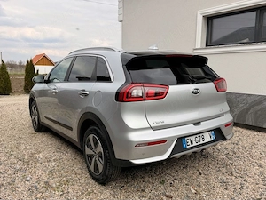 Vand Kia Niro HEV 1.6 GDI Full Hibrid 2018 Apple CarPlay | Camera Spate | Android Auto Corolla Kona - imagine 4