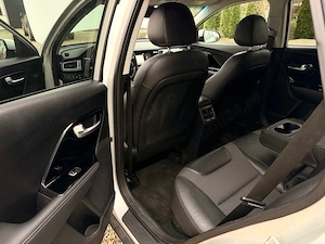 Vand Kia Niro HEV 1.6 GDI Full Hibrid 2018 Apple CarPlay | Camera Spate | Android Auto Corolla Kona - imagine 8