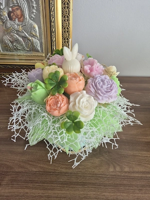 vand ornamente florale din ceara - imagine 3