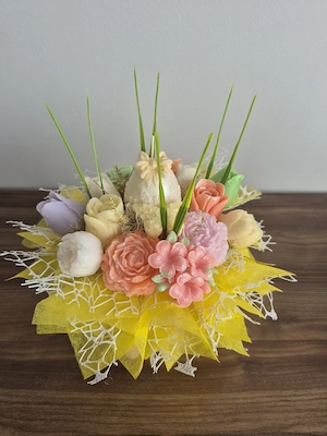 vand ornamente florale din ceara - imagine 4