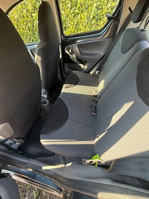 Toyota Aygo AB1 benzina, 5 uși, 2006   economică, ideală pentru oraș - imagine 9