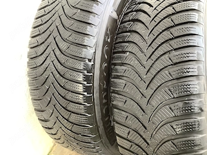 Două roți de mașină geantă și cauciucuri  - imagine 4