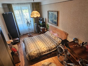 Vând apartament 3 camere + cu balcon LOGIE & 2 boxe subsol    Quartal Onești  - imagine 2