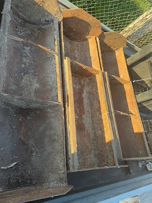 hrănitoare pentru porci 