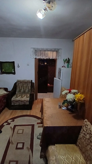 garsoniera titan - imagine 5