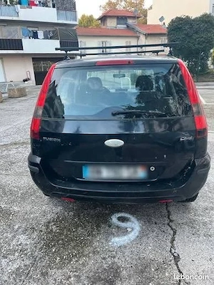 Dezmembrez Ford fusion 1.4 Diesel