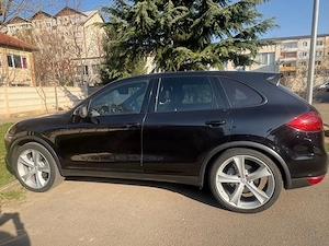 Porsche Cayenne 3.0 Diesel V6 - imagine 3