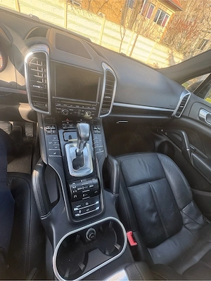 Porsche Cayenne 3.0 Diesel V6 - imagine 4