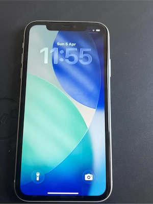 iphone 11 white  - imagine 3