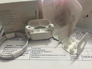 Casti AirPods Pro 3 