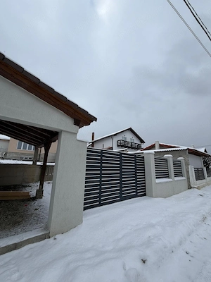 Vând Casă în Tocile  Sadu - imagine 3