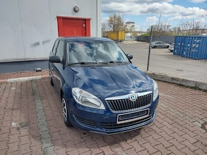 Skoda Fabia benzina 12 EURO 5 preț 2950 euro  - imagine 4