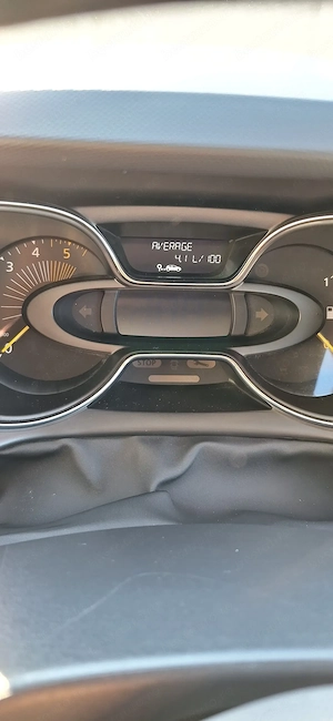Renault Captur 1,5 dci - imagine 2