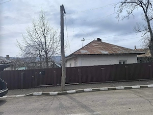 Casă bătrânească de vânzare Huși 